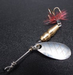 Блесна вращ. ШМАКОВКА Чебак 1,3гр. цв.лат./зер.никель(Россия)